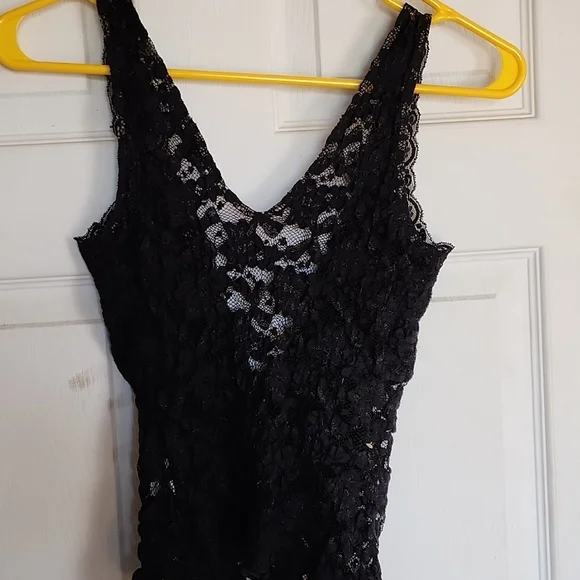 Top - Picture 3 of 4